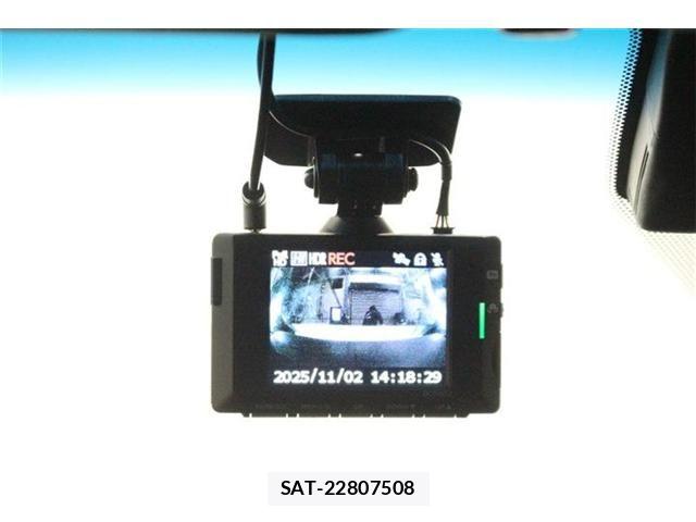 Toyota CROWN SEDAN 2021-06 7500070-27