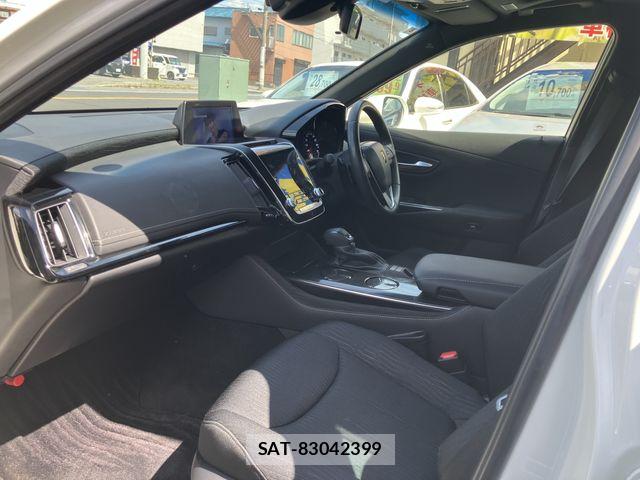 Toyota CROWN SEDAN 2018-01 7508444-4