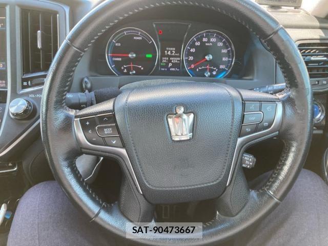 Toyota CROWN SEDAN 2014-07 7500072-10
