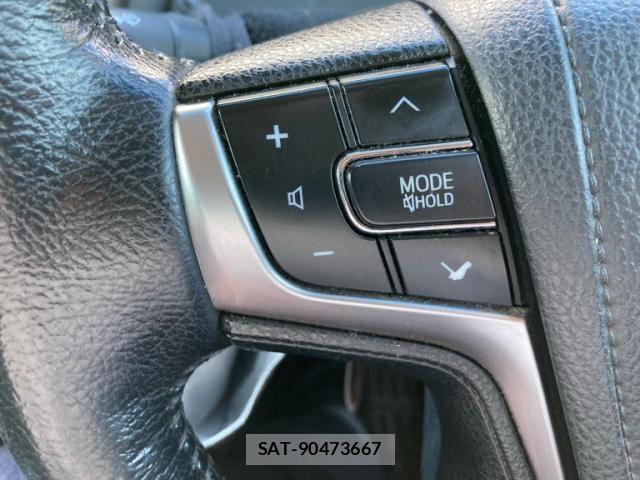 Toyota CROWN SEDAN 2014-07 7500072-11