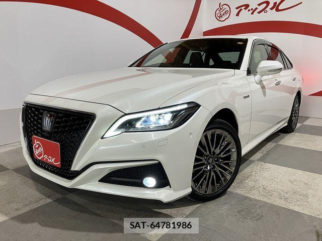 Toyota CROWN SEDAN 2018-09 7615875-1