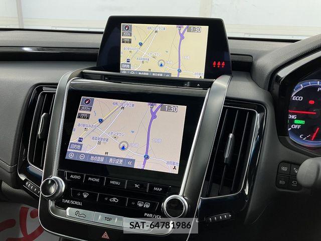 Toyota CROWN SEDAN 2018-09 7615875-20