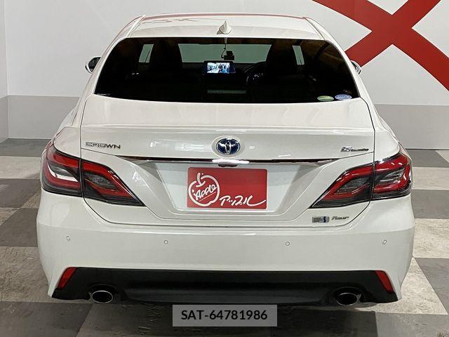 Toyota CROWN SEDAN 2018-09 7615875-28