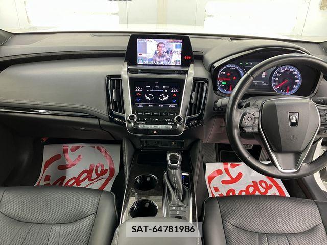 Toyota CROWN SEDAN 2018-09 7615875-8