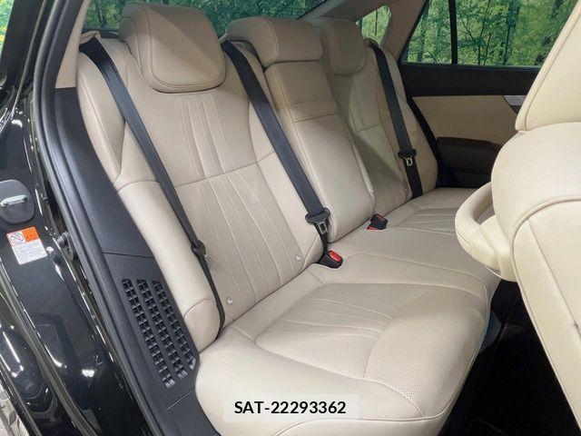 Toyota CROWN SEDAN 2019-03 7615865-10