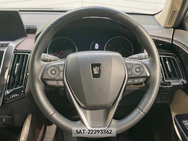 Toyota CROWN SEDAN 2019-03 7615865-12