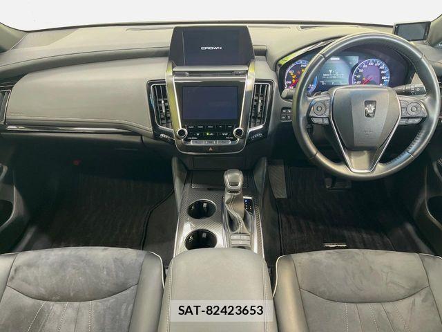 Toyota CROWN SEDAN 2018-07 7615867-1