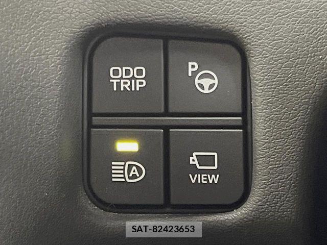 Toyota CROWN SEDAN 2018-07 7615867-6