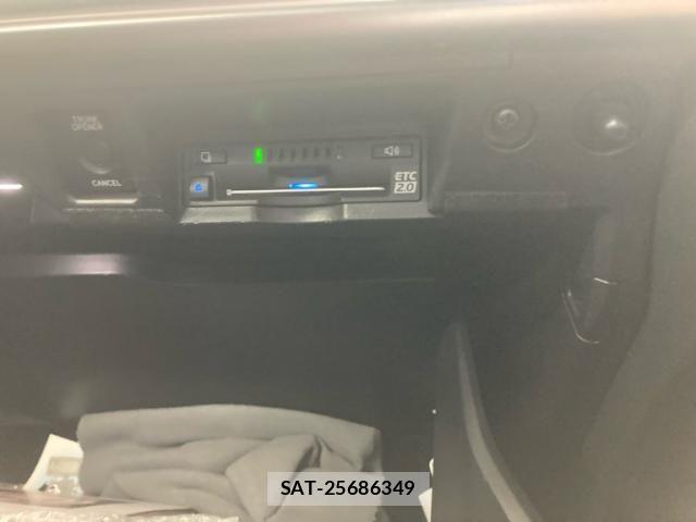 Toyota CROWN SEDAN 2021-03 7615869-24