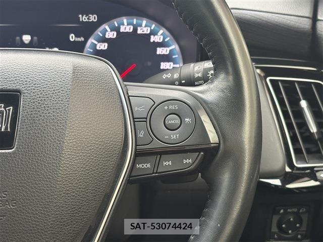 Toyota CROWN SEDAN 2018-08 7615876-17