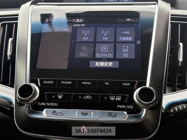 Toyota CROWN SEDAN 2018-08 7615876-23