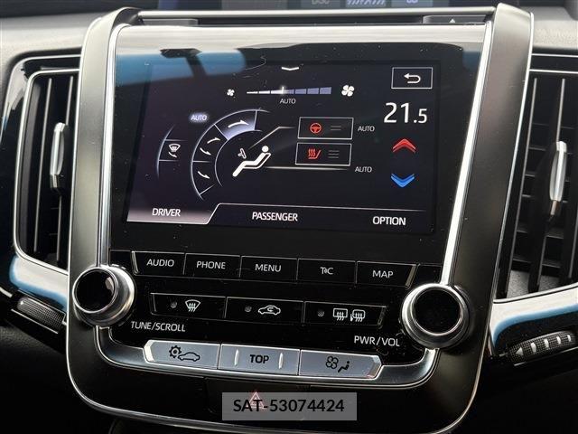 Toyota CROWN SEDAN 2018-08 7615876-24