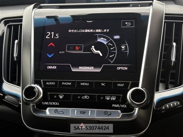 Toyota CROWN SEDAN 2018-08 7615876-25