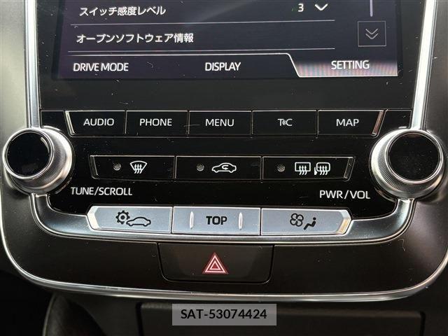 Toyota CROWN SEDAN 2018-08 7615876-28