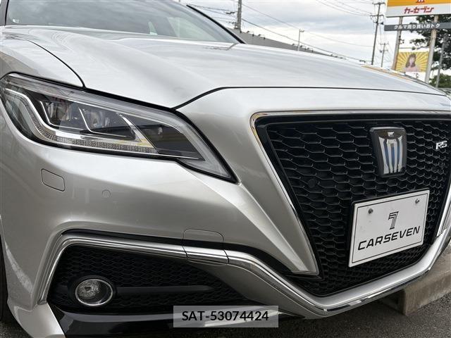Toyota CROWN SEDAN 2018-08 7615876-8