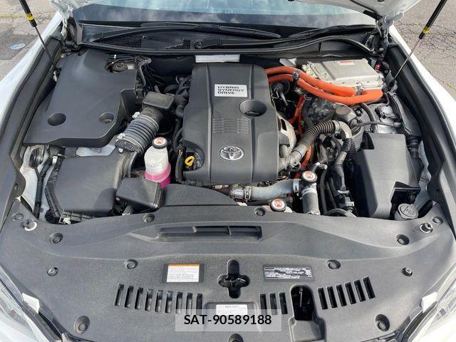 Toyota CROWN SEDAN 2017-01 7615877-17