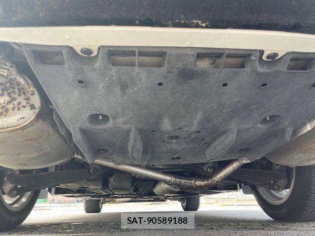 Toyota CROWN SEDAN 2017-01 7615877-18