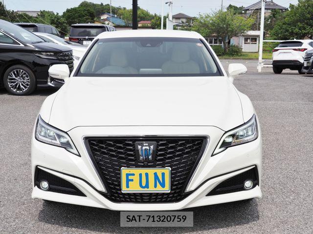 Toyota CROWN SEDAN 2019-01 7722263-1