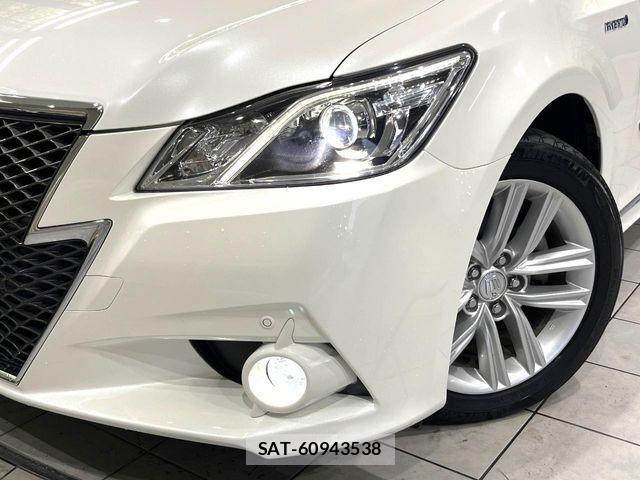 Toyota CROWN SEDAN 2015-07 7783888-12