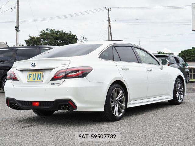 Toyota CROWN SEDAN 2021-02 7783893-4
