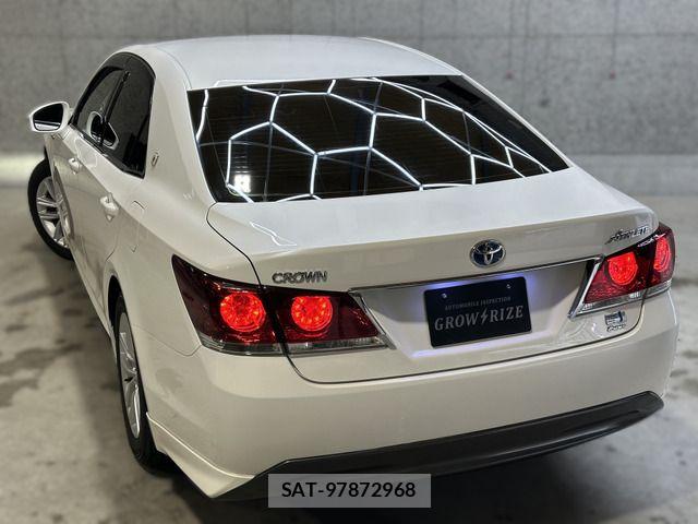 Toyota CROWN SEDAN 2015-01 7875934-18