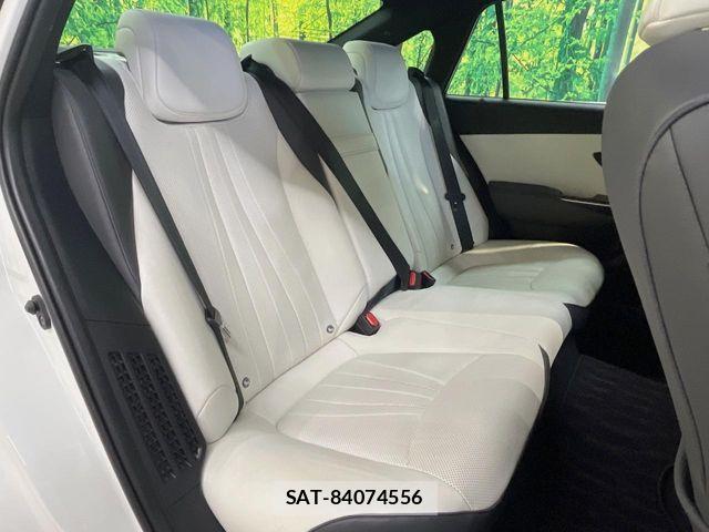 Toyota CROWN SEDAN 2019-09 7902461-12