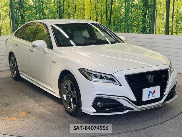 Toyota CROWN SEDAN 2019-09 7902461-18