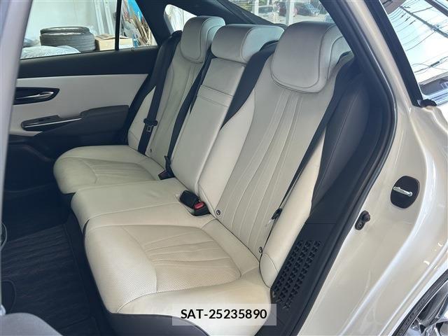 Toyota CROWN SEDAN 2018-11 7978909-25