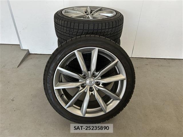 Toyota CROWN SEDAN 2018-11 7978909-29