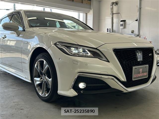 Toyota CROWN SEDAN 2018-11 7978909-7