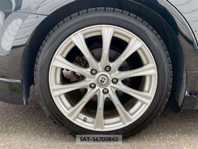 Toyota CROWN SEDAN 2015-02 7978908-11