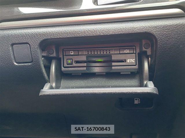 Toyota CROWN SEDAN 2015-02 7978908-24