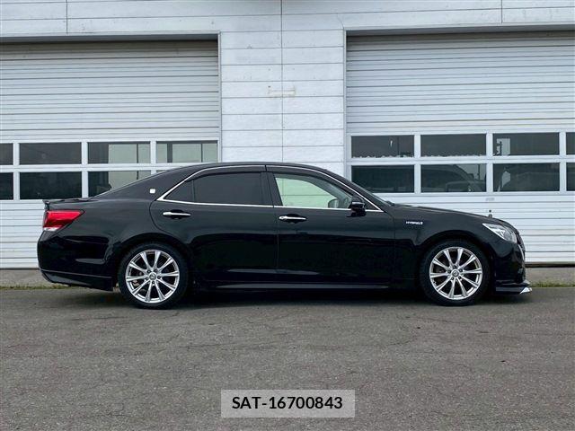 Toyota CROWN SEDAN 2015-02 7978908-4