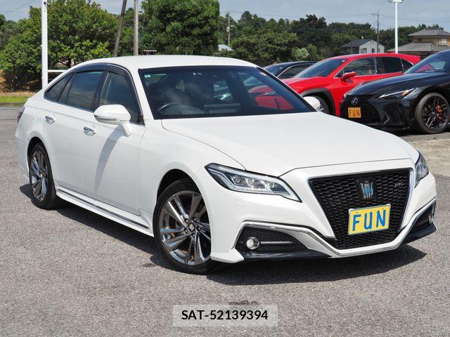 Toyota CROWN SEDAN 2021-08 7978906-2