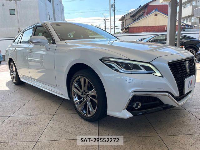 Toyota CROWN SEDAN 2021-06 7978907-15
