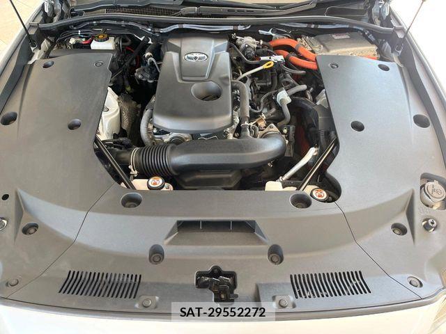 Toyota CROWN SEDAN 2021-06 7978907-17
