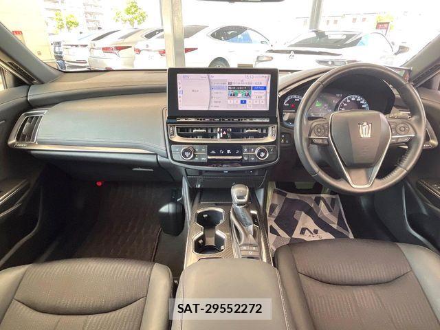 Toyota CROWN SEDAN 2021-06 7978907-1