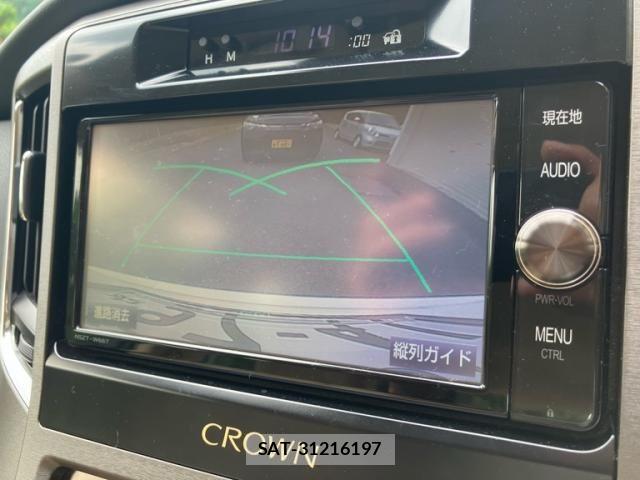 Toyota CROWN SEDAN 2016-09 8035085-23