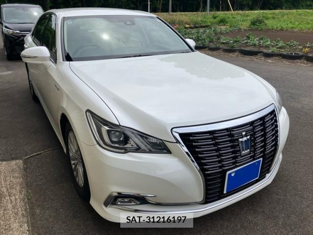 Toyota CROWN SEDAN 2016-09 8035085-2