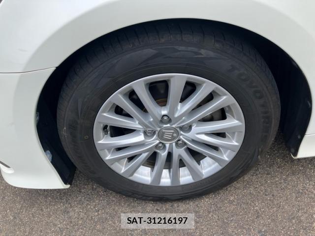 Toyota CROWN SEDAN 2016-09 8035085-6