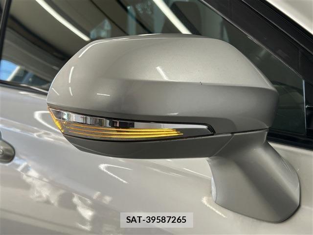 Toyota CROWN SEDAN 2019-04 8035077-12