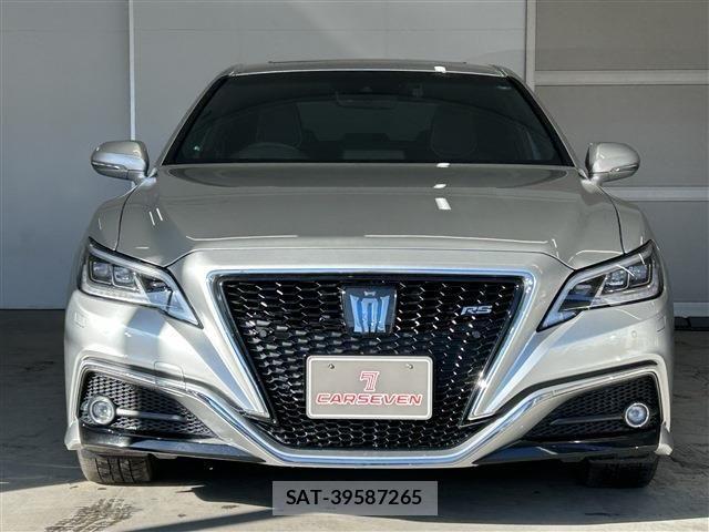 Toyota CROWN SEDAN 2019-04 8035077-1