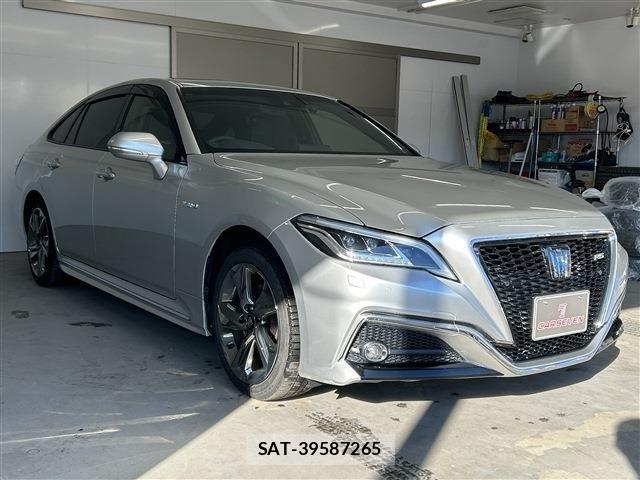 Toyota CROWN SEDAN 2019-04 8035077-2