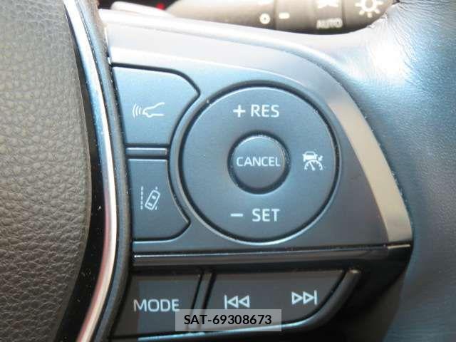Toyota CROWN SEDAN 2020-04 8035075-10