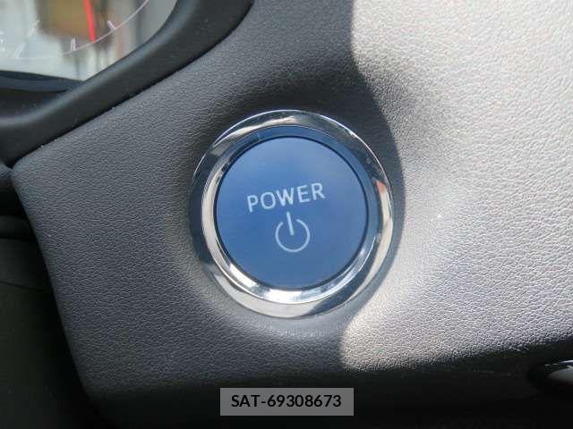 Toyota CROWN SEDAN 2020-04 8035075-5
