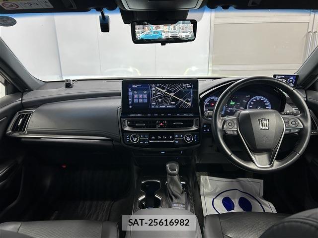 Toyota CROWN SEDAN 2021-02 8035076-13