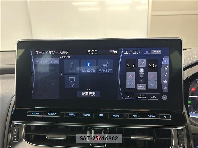 Toyota CROWN SEDAN 2021-02 8035076-17