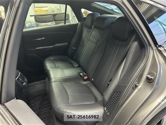 Toyota CROWN SEDAN 2021-02 8035076-26