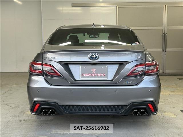 Toyota CROWN SEDAN 2021-02 8035076-5