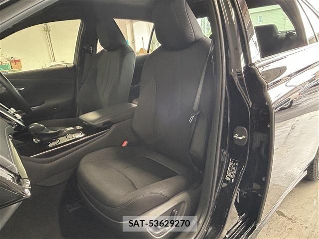 Toyota CROWN SEDAN 2020-07 8073408-24